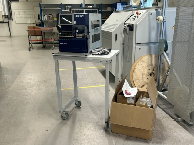 Cable marking machine with accessories - Brady Wraptor A6500 - PS ...