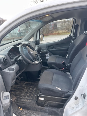 1284177-10 Nissan NV200 Van 1.5 dCi Manual, 110hp, 2018