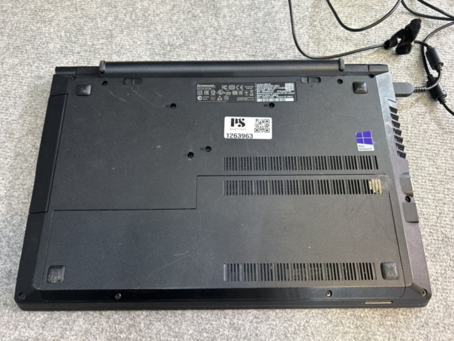 1263963-8 Laptop Lenovo B50-70 -2015