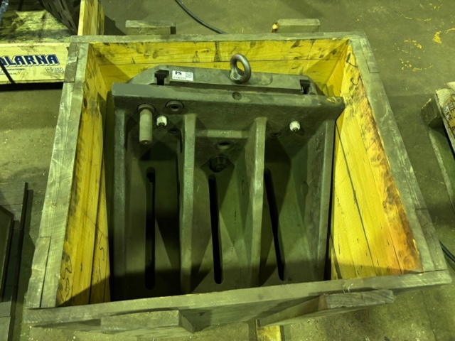 1136721-1 Corner shelf 90 degrees