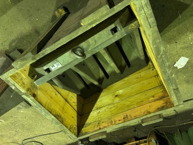 1136721-2 Corner shelf 90 degrees