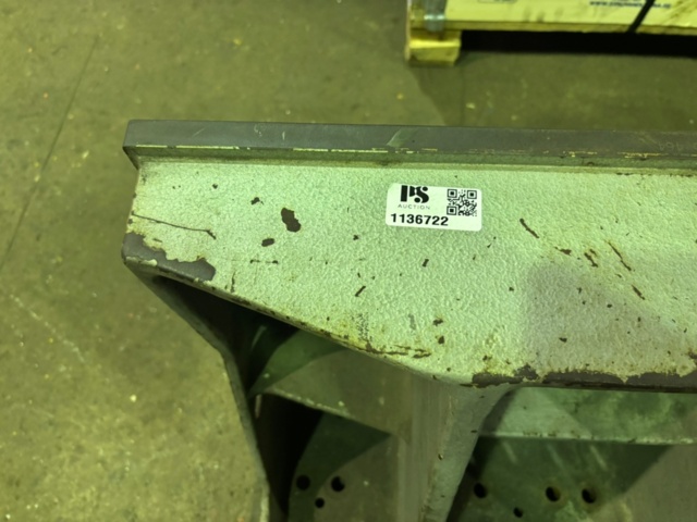 1136722-5 Corner shelf 90 degrees