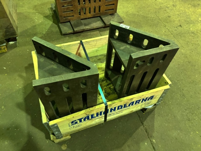 1136723-3 Corner shelf 2 pieces 45 degrees