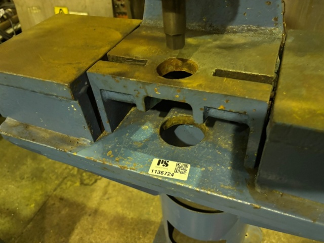 1136724-4 Quick press