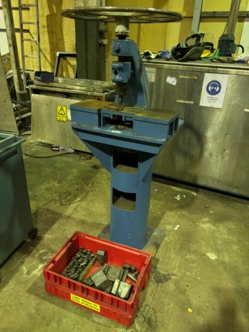 1136724-1 Quick press