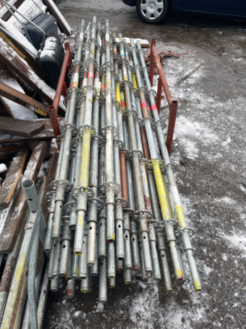 1285738-3 Modular scaffolding – About 1,400 parts (Horizontals, Spiers, U-beams and Steel plank)