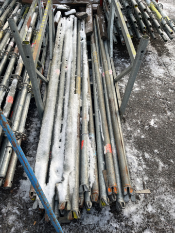 1285738-7 Modular scaffolding – About 1,400 parts (Horizontals, Spiers, U-beams and Steel plank)