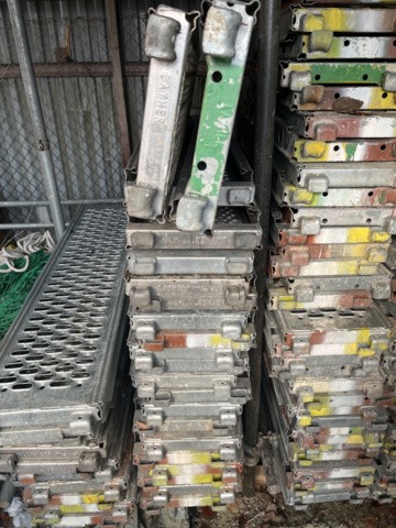 1285738-16 Modular scaffolding – About 1,400 parts (Horizontals, Spiers, U-beams and Steel plank)