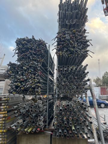 1285738-18 Modular scaffolding – About 1,400 parts (Horizontals, Spiers, U-beams and Steel plank)