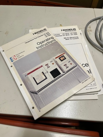 1285942-7 Environmental test chamber Heraeus HT4004