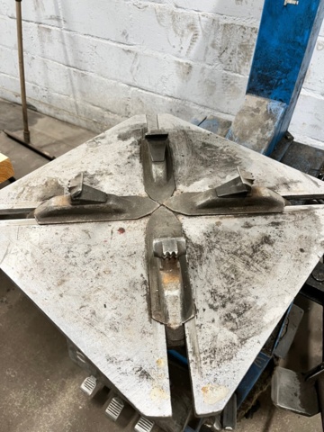 1285970-5 Tire mounting machine and balancing machine