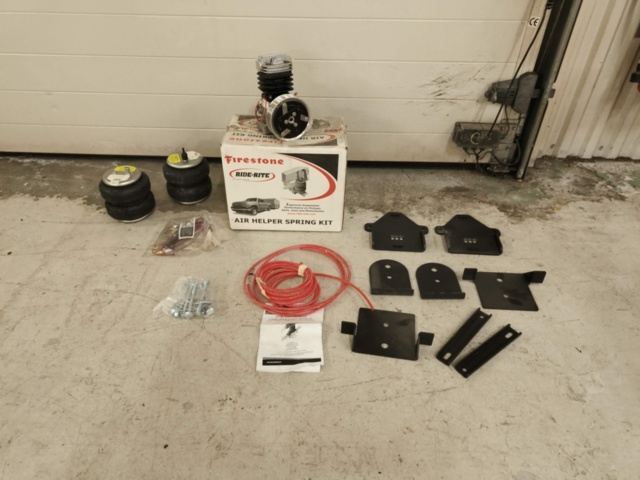1267356-1 Auxiliary air kit and compressor - New