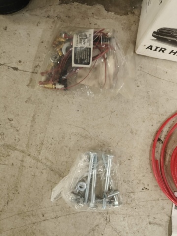 1267356-6 Auxiliary air kit and compressor - New