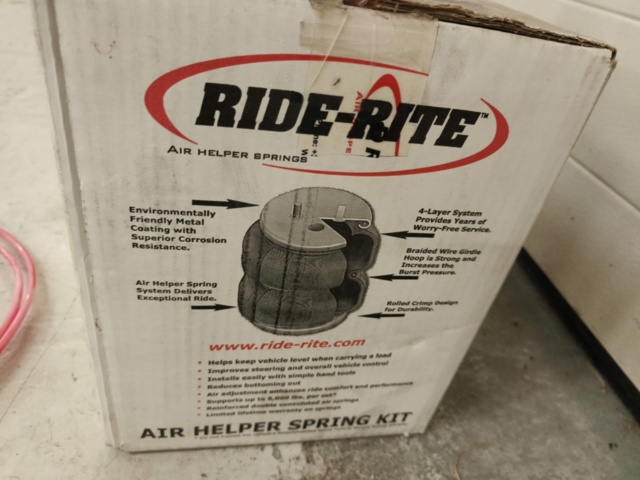 1267356-8 Auxiliary air kit and compressor - New