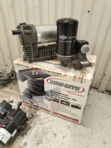 1267373-2 Auxiliary air kit and compressor - New