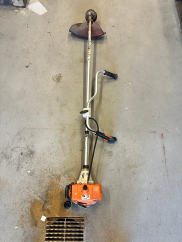1169373-2 Stihl FS 250 Trimmer