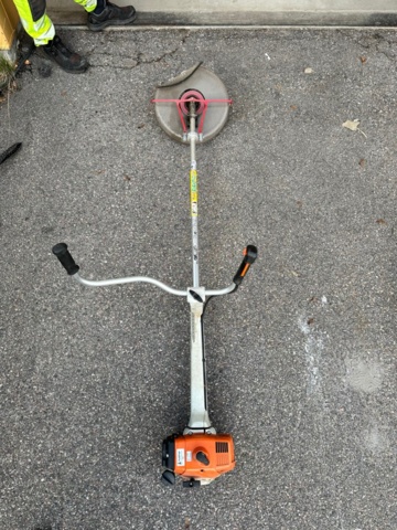 1169366-2 Stihl FS 480 Trimmer