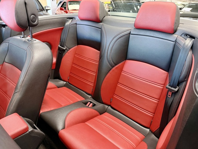 482053-9 Renault Mégane Coupé-Cabriolet 1.9 dCi Manual, 130hp, 2011