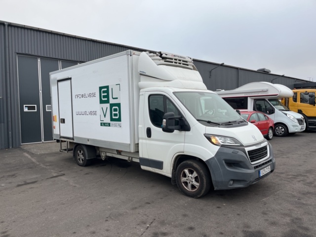 1205595-3 Van Peugeot Boxer Chassis Cab 335 3.0 HDi Manual, 177hp, 2016