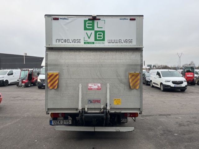 1205595-6 Van Peugeot Boxer Chassis Cab 335 3.0 HDi Manual, 177hp, 2016