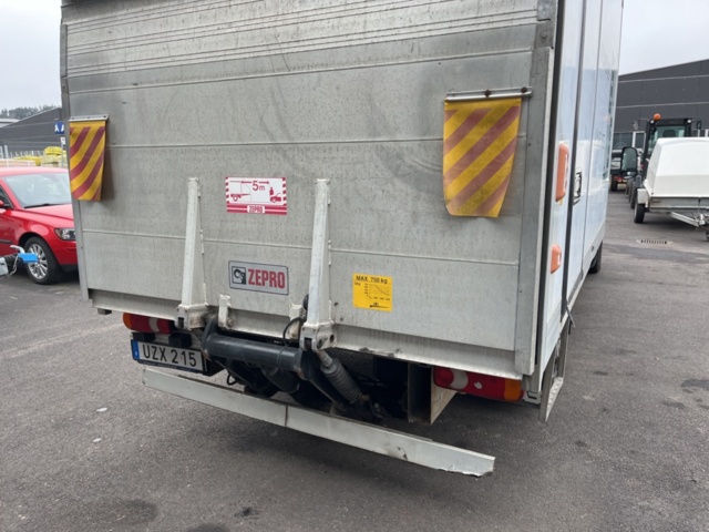 1205595-21 Van Peugeot Boxer Chassis Cab 335 3.0 HDi Manual, 177hp, 2016