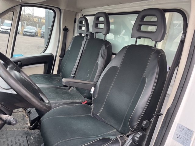 1205595-30 Van Peugeot Boxer Chassis Cab 335 3.0 HDi Manual, 177hp, 2016