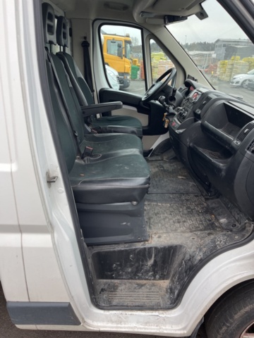 1205595-33 Van Peugeot Boxer Chassis Cab 335 3.0 HDi Manual, 177hp, 2016