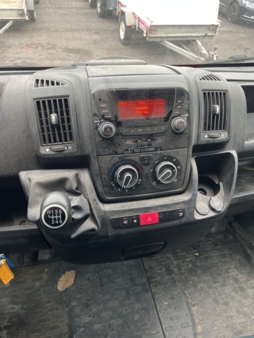 1205595-42 Van Peugeot Boxer Chassis Cab 335 3.0 HDi Manual, 177hp, 2016