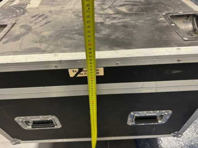 1286867-15 12 sqm LED screen P12 indoors including broadcast card and scaler