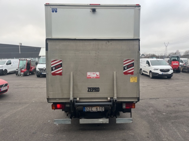 1205594-6 Van Peugeot Boxer Chassis Cab 335 2.2 HDi Manual, 150hp, 2013