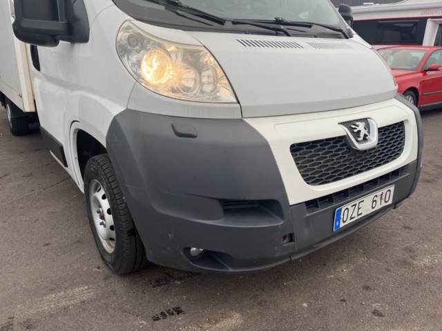 1205594-15 Van Peugeot Boxer Chassis Cab 335 2.2 HDi Manual, 150hp, 2013