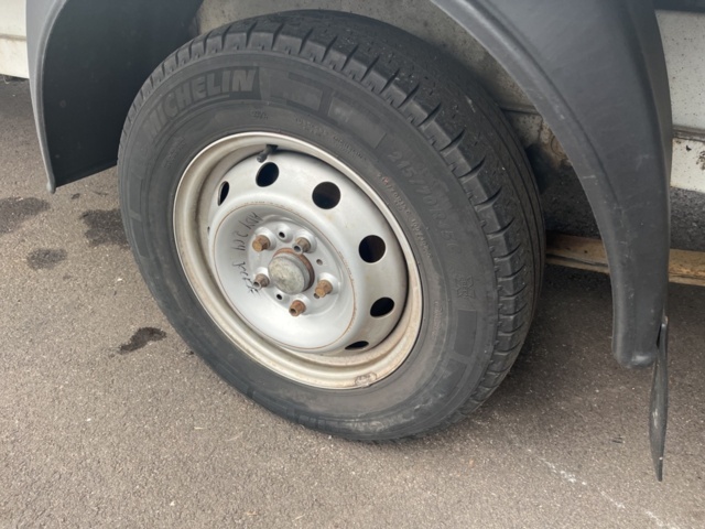 1205594-12 Van Peugeot Boxer Chassis Cab 335 2.2 HDi Manual, 150hp, 2013