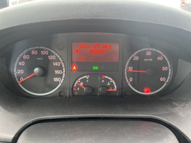 1205594-36 Van Peugeot Boxer Chassis Cab 335 2.2 HDi Manual, 150hp, 2013