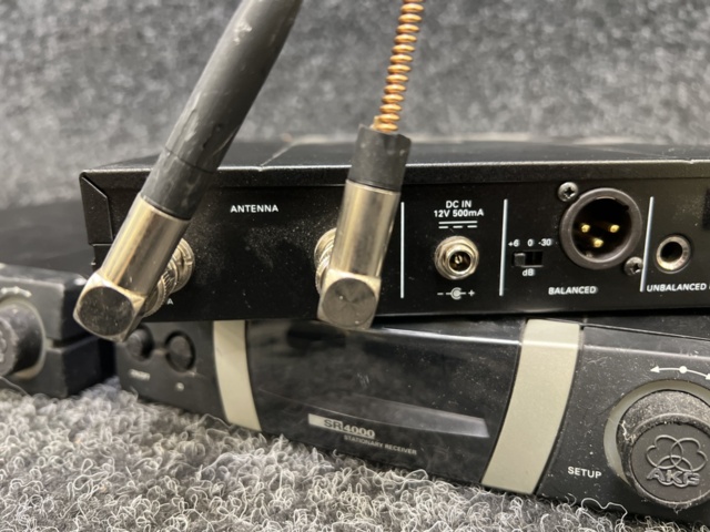 1288303-5 AKG SR4000 Stationary Receiver (3 pcs) + PT4500 + microphone HT4000 + AKG C 535 WL1