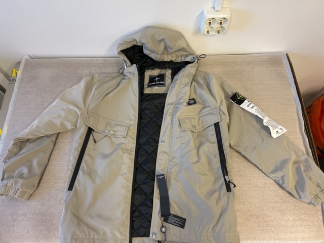 1267835-1 Jacket Stone Island David-OVD (Medium)