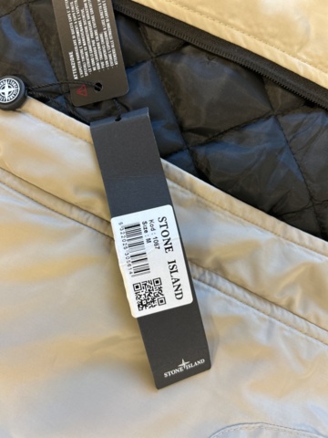 1267835-6 Jacket Stone Island David-OVD (Medium)