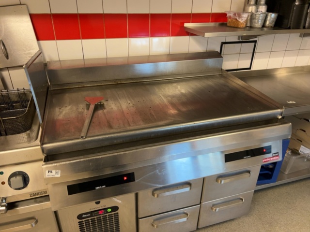 1277923-1 Roasting table - Zernike Piadacooking Evolution