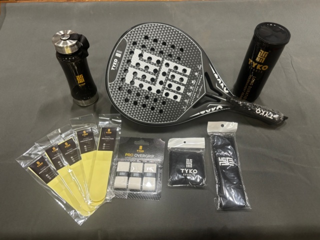 1291594-1 Padelrack Empire Black kit. FRI FRAKT.