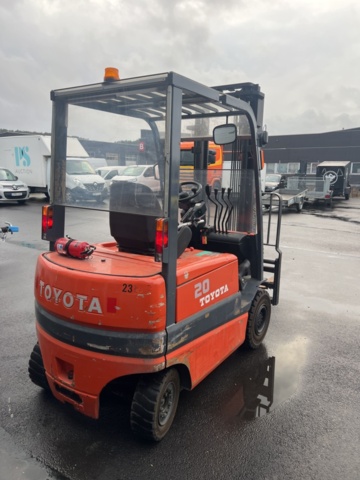 1245150-5 Electric forklift Toyota FBM 20 -1997