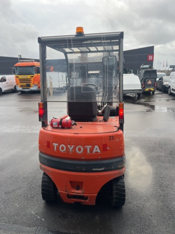 1245150-6 Electric forklift Toyota FBM 20 -1997