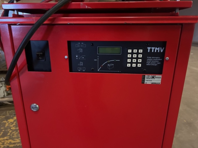 1245150-25 Electric forklift Toyota FBM 20 -1997