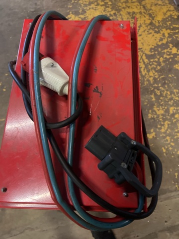 1245150-27 Electric forklift Toyota FBM 20 -1997