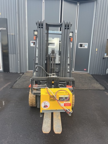 1245151-2 Electric forklift with charger - Noblelift FE4P25N -2022
