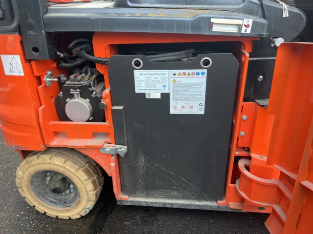 1245151-18 Electric forklift with charger - Noblelift FE4P25N -2022