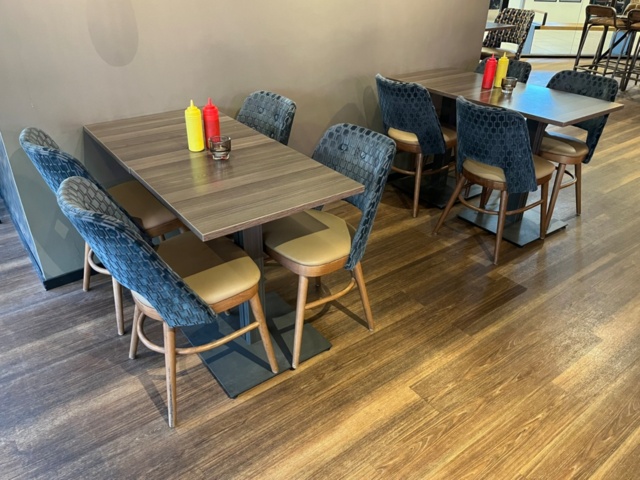 1255138-4 Restaurant furniture - tables and chairs