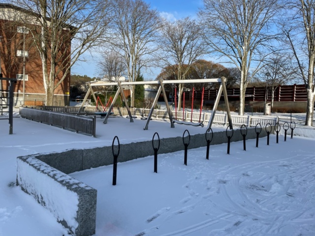 1293643-3 Swing set 4 swings, Slottsbro/Kompan