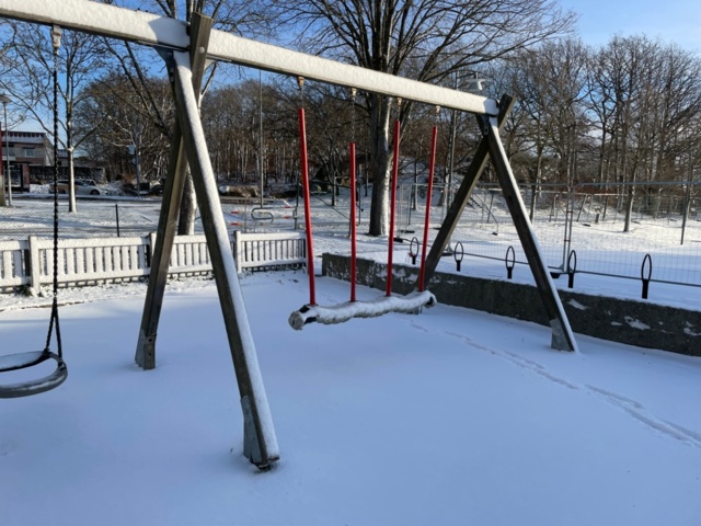 1293643-7 Swing set 4 swings, Slottsbro/Kompan