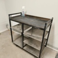 1267441-2 Shelf, workbench and vacuum cleaner