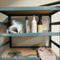 1267441-7 Shelf, workbench and vacuum cleaner
