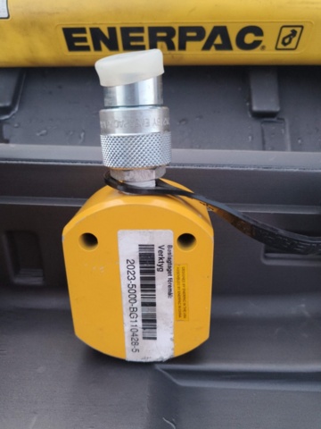 1267456-12 Portopower Enerpac P392 including accessories